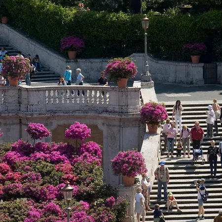 Guest house The At The Spanish Steps Luxury Collection - The View *