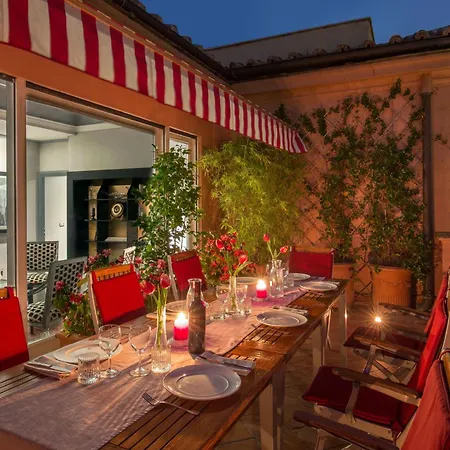 Guest house The At The Spanish Steps Luxury Collection - The View *